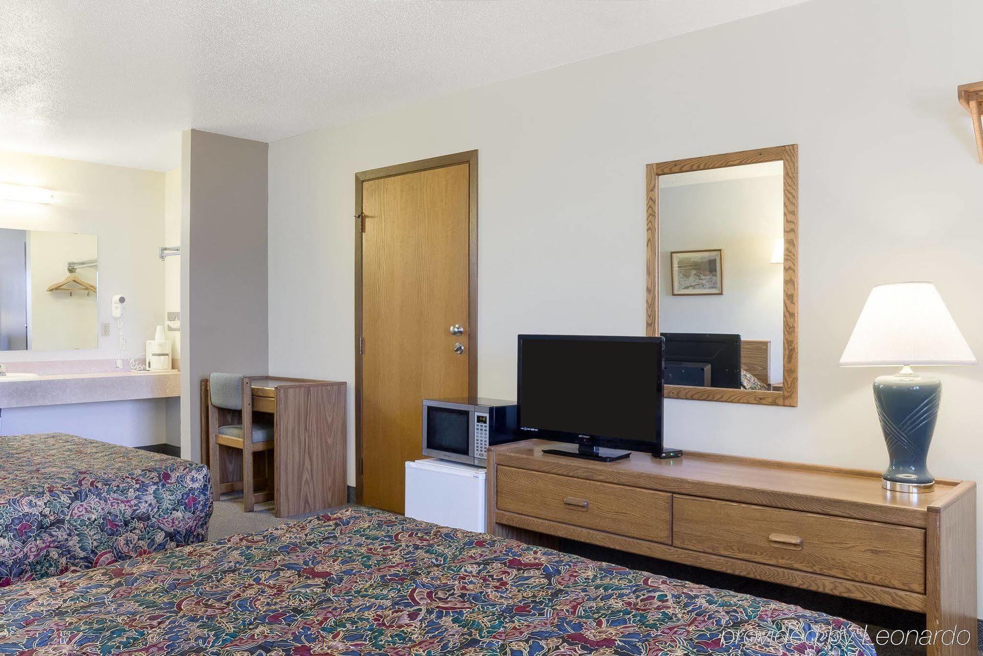 Rodeway Inn Pine River Exterior foto